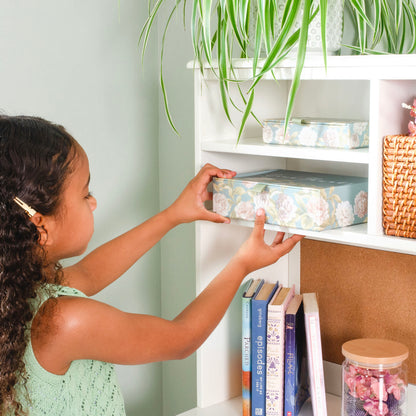 Kids' Madison Desk, Hutch and Chair Set