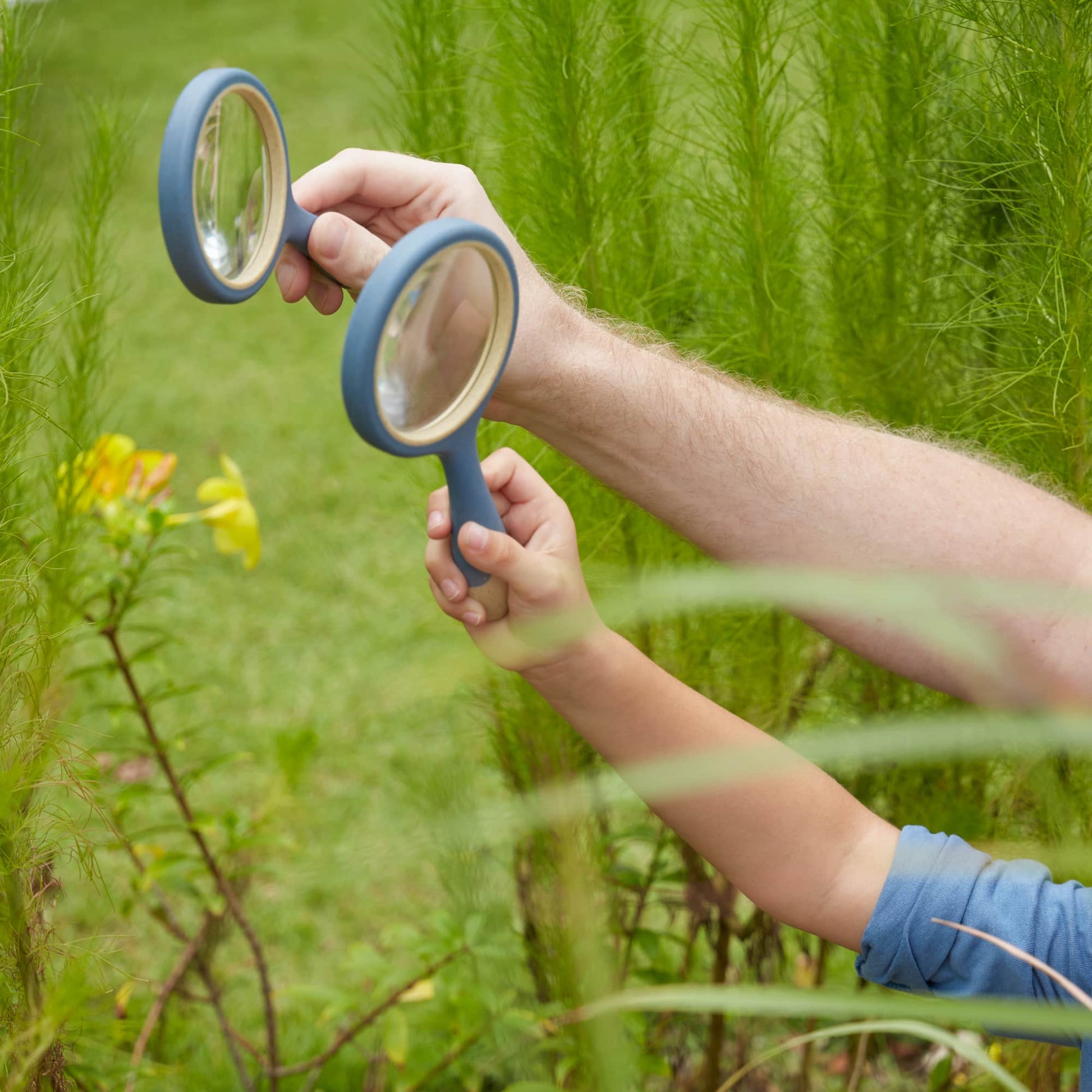 All-Weather Magnifying Glass - Set of 4