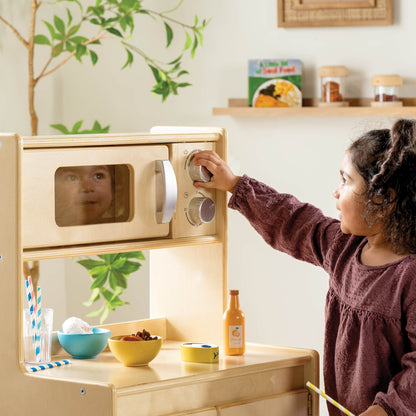 EdQ Kitchen Microwave and Cupboard